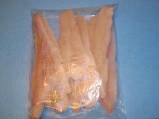 DEEP SEA COD FILLET FAST FROZEN IN APPROX 900g BAG PRICED PER BAG (APPROX 5 FILLETS) 